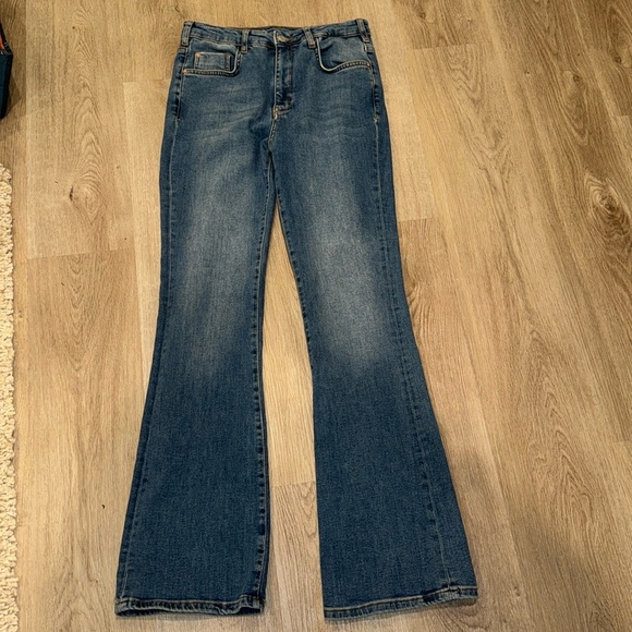 Pilcro Anthropologie The Icon Flare Jeans - Picture 1 of 4